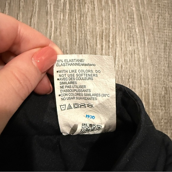 Under Armour Black and Grey Heatgear Running Shorts - Picture 7 of 10